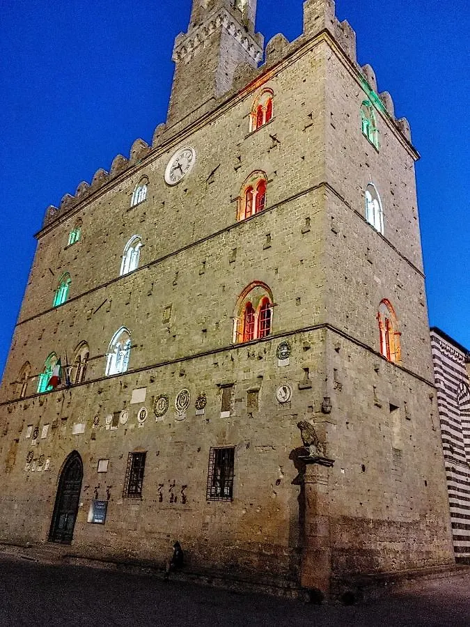 Casa Mays Fantastico Appartamento Centrale Volterra 0*,  Italy
